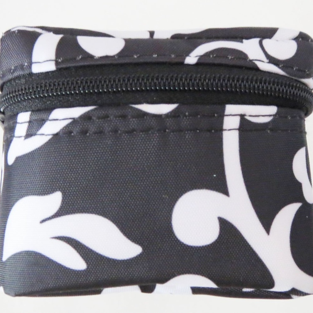2 pieces Defective Thirty One Jewelrycase - Picture 5 of 7